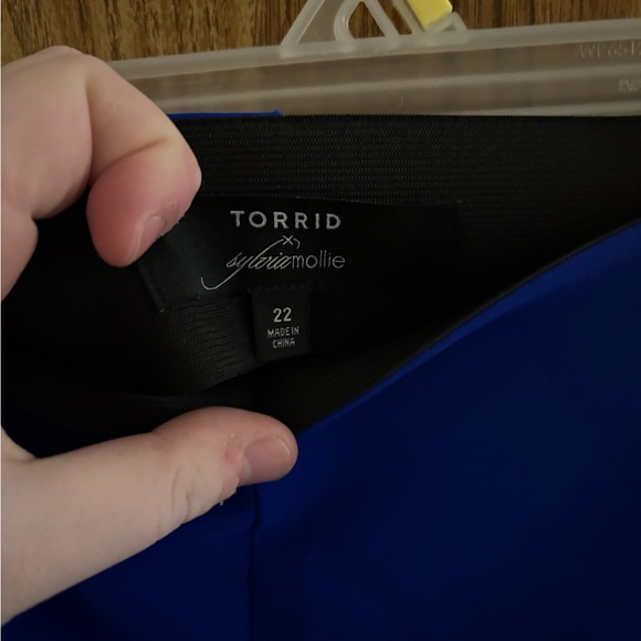 Plus size blue wide leg dress pants a torrid - Picture 2 of 3